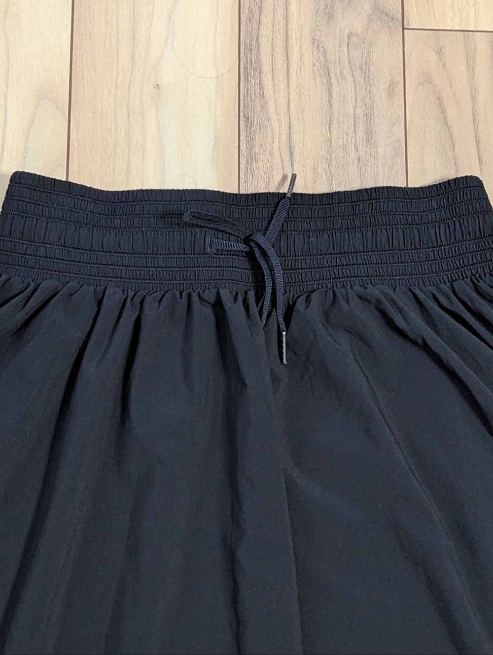 EUC! Lululemon The Everyday Skirt In Black Size 8 - Picture 2 of 13